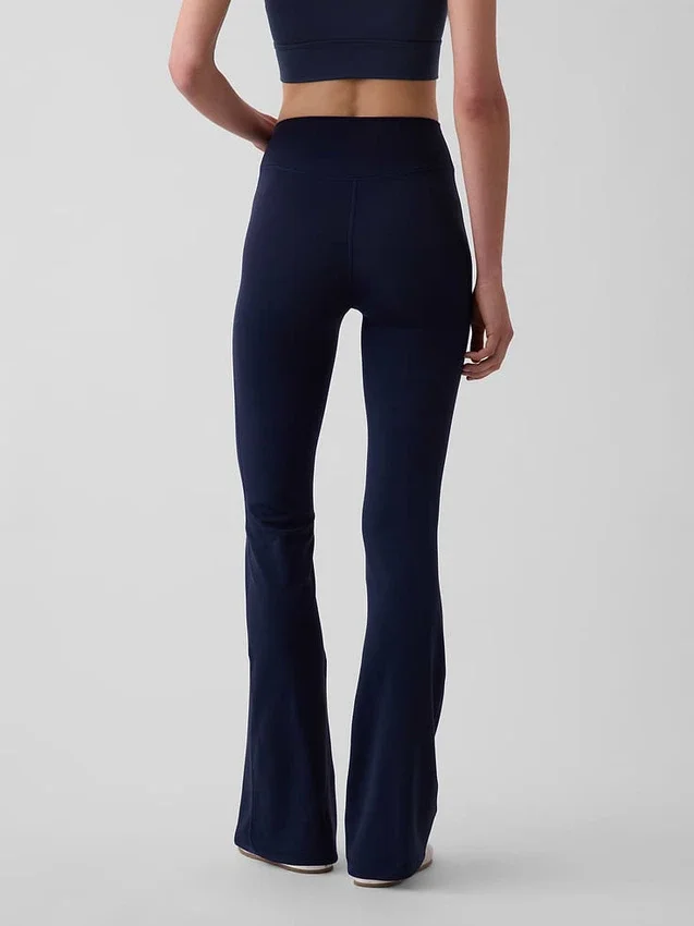 Legginsy GapFit Smooth z wysokim stanem i rozszerzanymi nogawkami