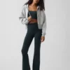 Legginsy GapFit Smooth z wysokim stanem i rozszerzanymi nogawkami