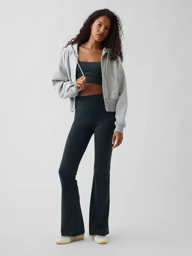 Legginsy GapFit Smooth z wysokim stanem i rozszerzanymi nogawkami