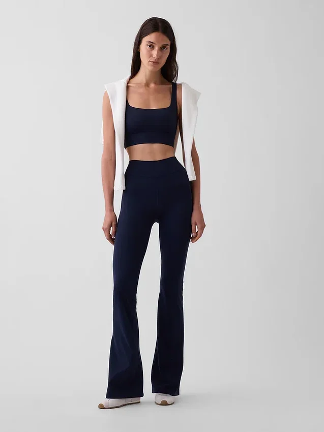 Legginsy GapFit Smooth z wysokim stanem i rozszerzanymi nogawkami