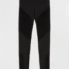 Legginsy GapFit z wysokim stanem, o teksturowanych paskach, w technologii Sculpt Compression