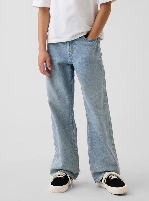 Luźne jeansy dla dzieci w stylu lat 90.