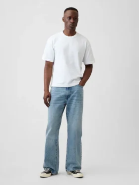 Luźne jeansy typu bootcut