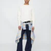 Luźne jeansy typu bootcut