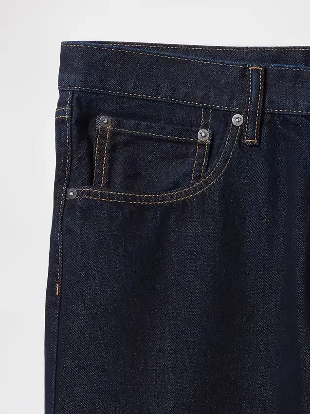 Luźne jeansy typu bootcut