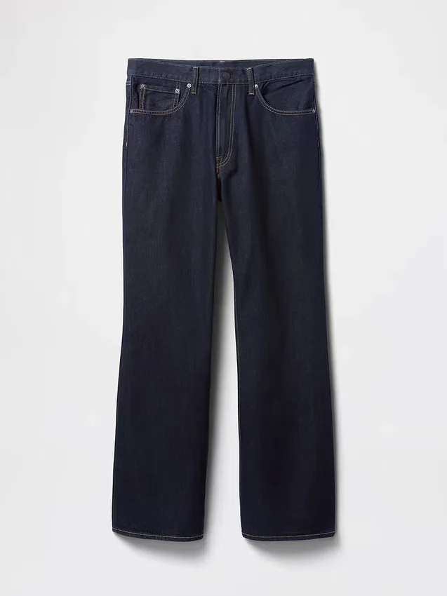 Luźne jeansy typu bootcut