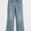 Luźne jeansy typu bootcut