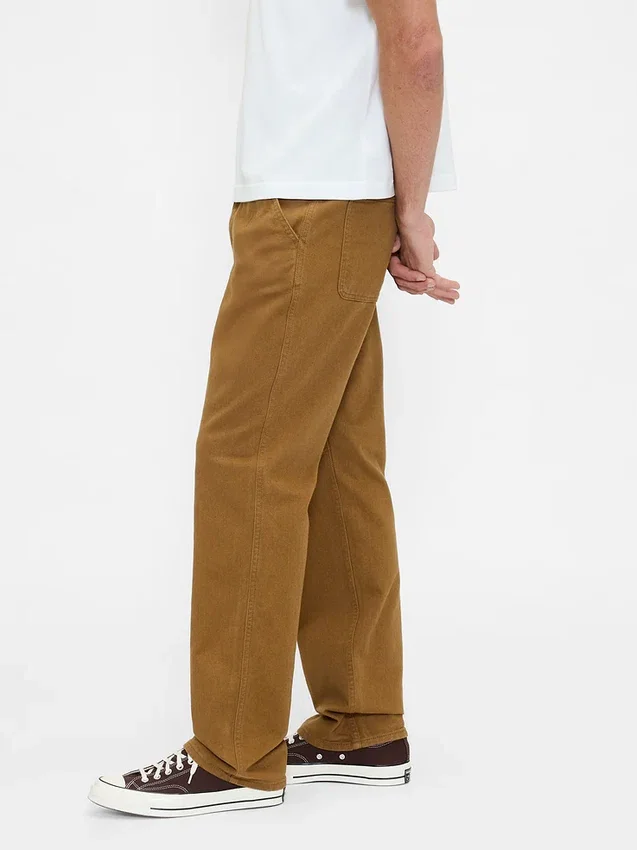 Luźne spodnie khaki o prostym kroju