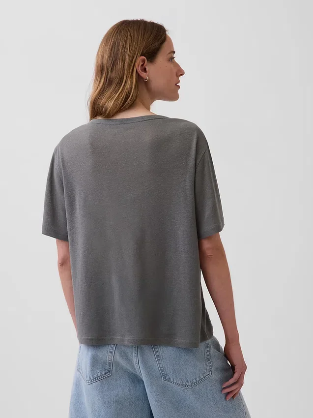 Luźny T-shirt z dekoltem w serek z mieszanki lnu