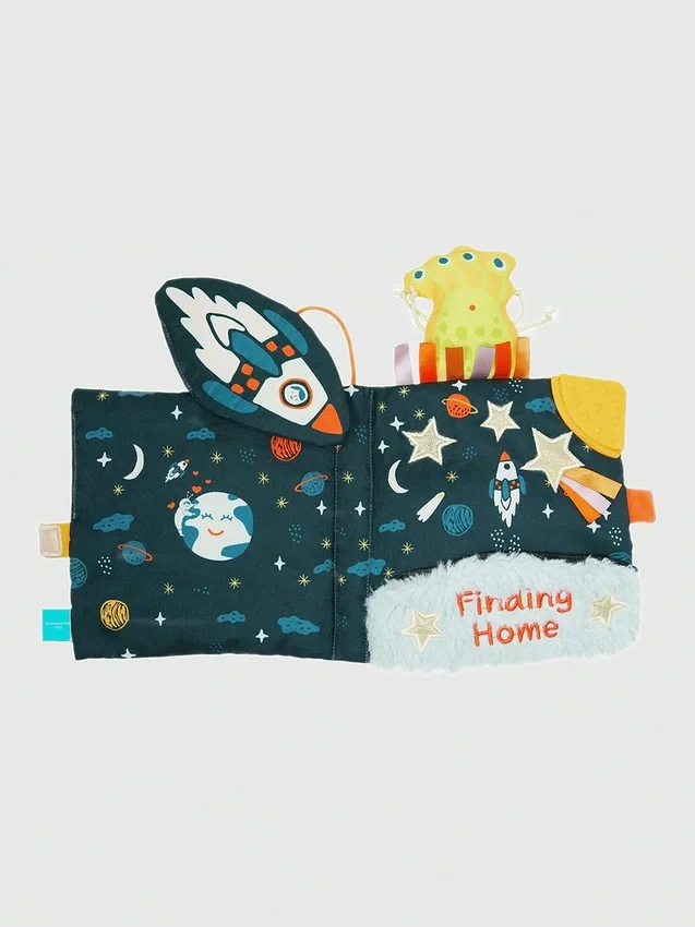 Miękka książeczka z efektem szelestu „Little Rocket Finds Home”