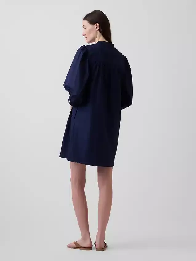 Mini sukienka z popeliny w stylu Henley