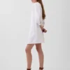 Mini sukienka z popeliny w stylu Henley
