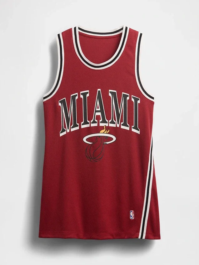 Mini sukienka z recyklingowanej koszulki drużyny NBA Miami Heat