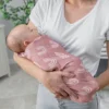 Muślinowy kocyk do owijania Comfy Cubs