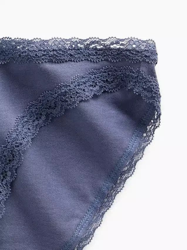 Najdelikatniejsze bikini z elastycznej bawełny organicznej z koronkową lamówką