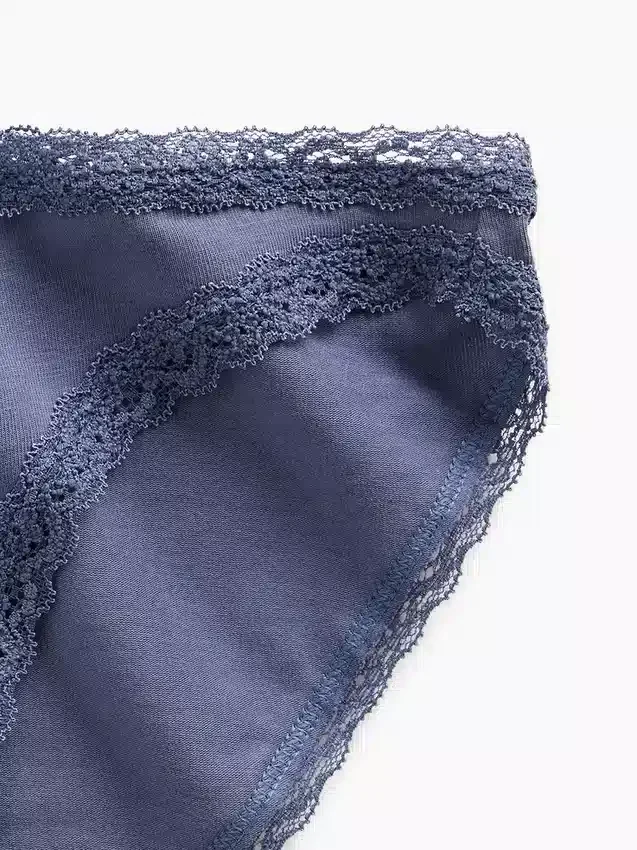 Najdelikatniejsze bikini z elastycznej bawełny organicznej z koronkową lamówką