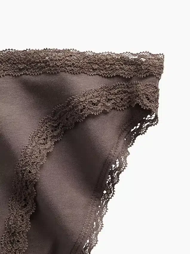 Najdelikatniejsze bikini z elastycznej bawełny organicznej z koronkową lamówką