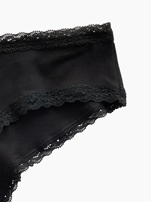 Najdelikatniejsze hipsterki typu cheeky z elastycznej bawełny organicznej z koronkową lamówką