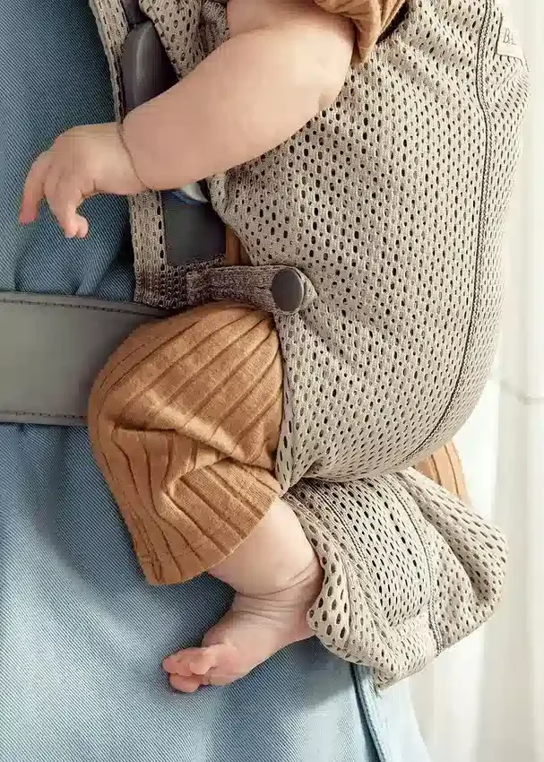 Nosidełko BabyBjörn Baby 3D Mesh Mini