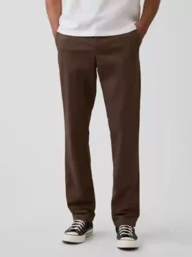 Nowoczesne spodnie khaki o prostym kroju