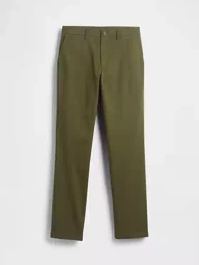 Nowoczesne spodnie khaki o prostym kroju