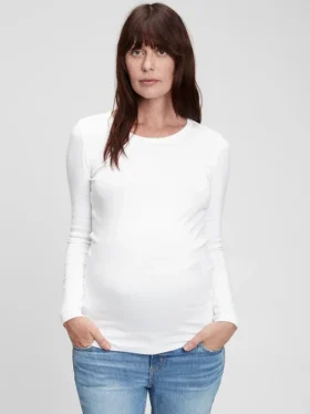 Nowoczesny T-shirt odzieży ciążowej z okrągłym dekoltem