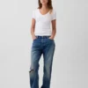 Nowoczesny T-shirt z dekoltem w serek