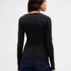 Nowoczesny T-shirt z dekoltem w serek