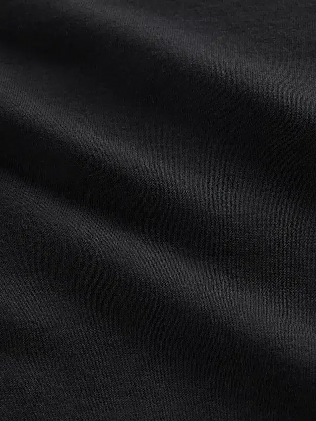 Nowoczesny T-shirt z dekoltem w serek