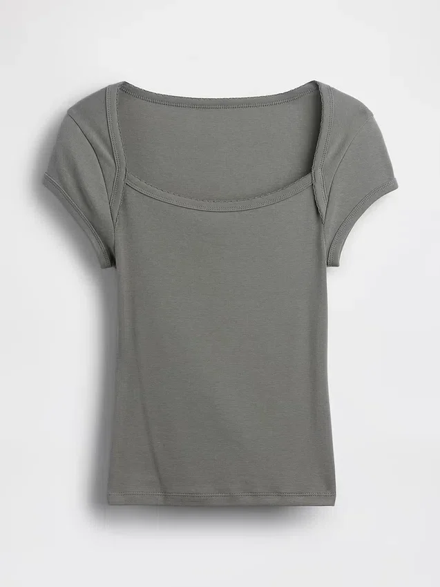 Nowoczesny T-shirt z kwadratowym dekoltem i skróconym krojem
