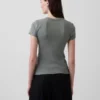 Nowoczesny T-shirt z okrągłym dekoltem