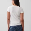 Nowoczesny T-shirt z okrągłym dekoltem