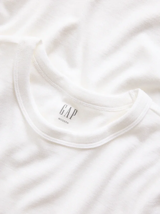 Nowoczesny T-shirt z okrągłym dekoltem