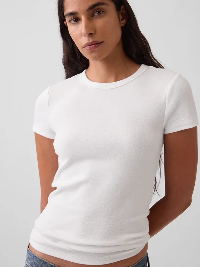 Nowoczesny T-shirt z okrągłym dekoltem