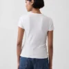 Nowoczesny T-shirt z okrągłym dekoltem i guzikami z dzianiny prążkowanej