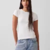 Nowoczesny T-shirt z prążkowanej dzianiny