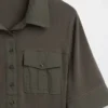 Nowoczesny T-shirt z rękawami do łokci