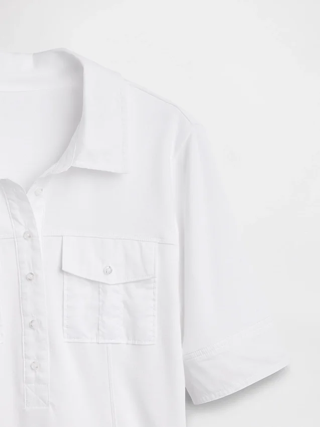 Nowoczesny T-shirt z rękawami do łokci