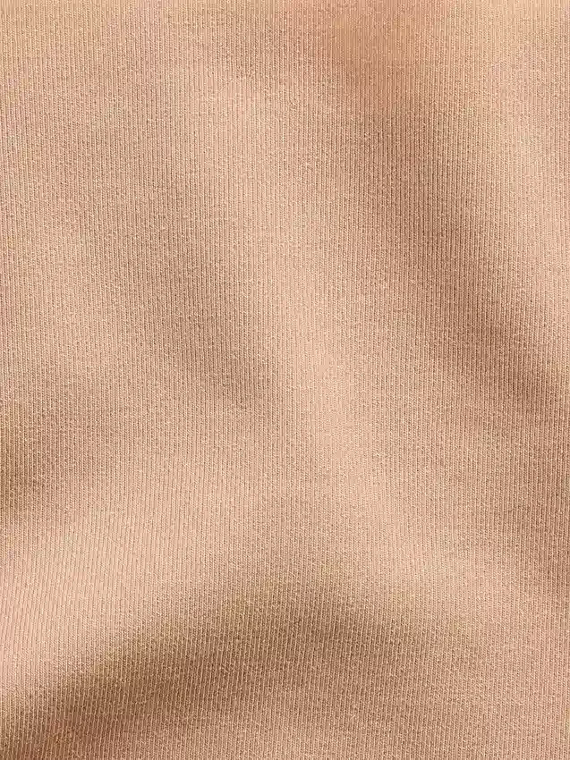 Organiczne, elastyczne bawełniane stringi niewidoczne pod ubraniem