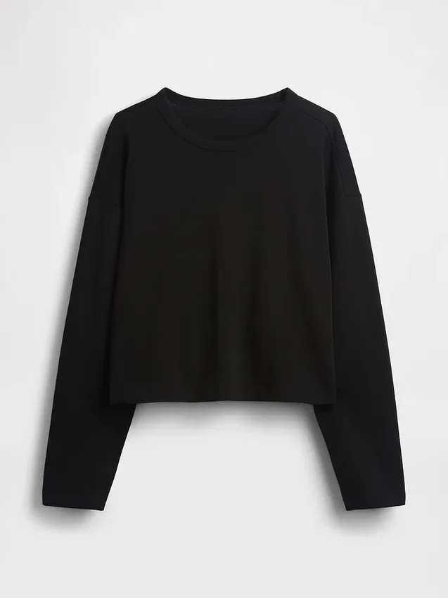 Oversizowy, skrócony T-shirt z dzianiny