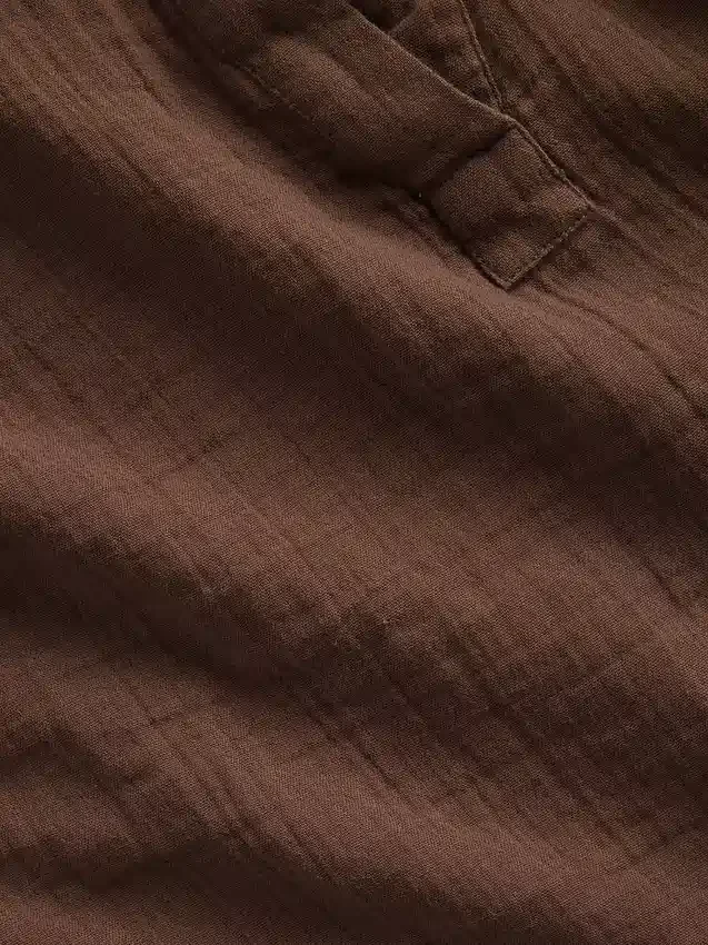 Oversizowy top z gazy bawełnianej z rozcięciem przy szyi