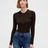 Przezroczysty sweter-body z prążkowanym splotem