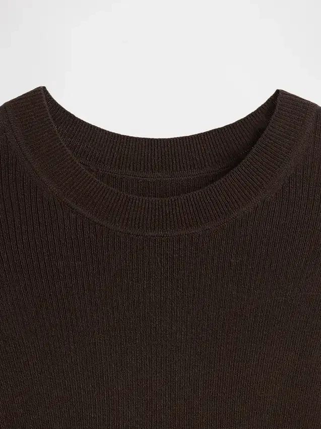 Przezroczysty sweter-body z prążkowanym splotem