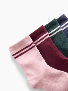 Skarpety dziecięce z paskami w stylu varsity (pakiet 4 szt.)
