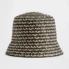 Słomkowa czapka typu bucket