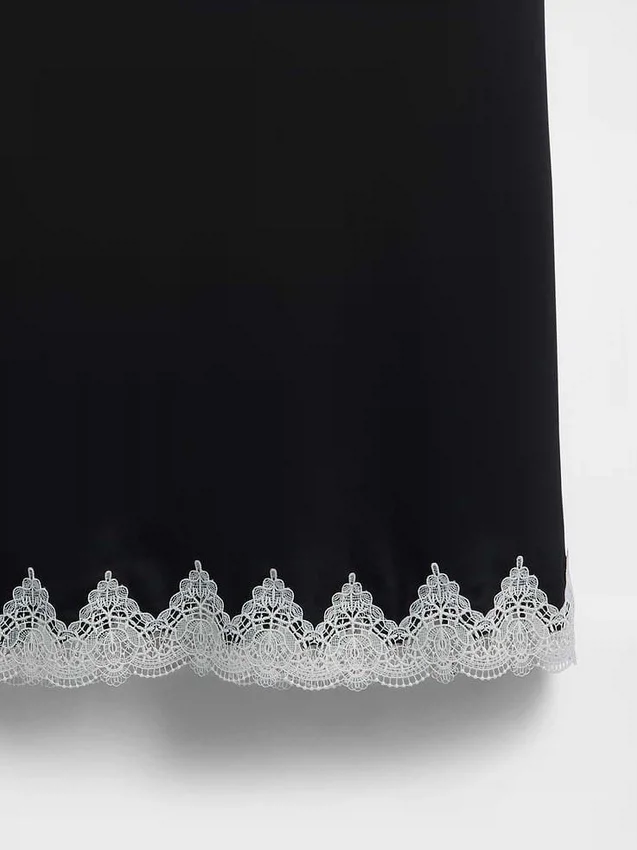 Spódnica maxi z koronkową lamówką