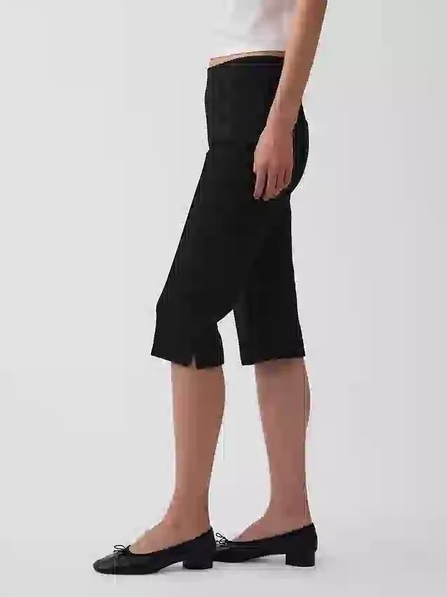 Spodnie capri z podwójnie dzianego materiału o wysokim stanie