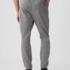 Spodnie dresowe GapFit Tech Slim