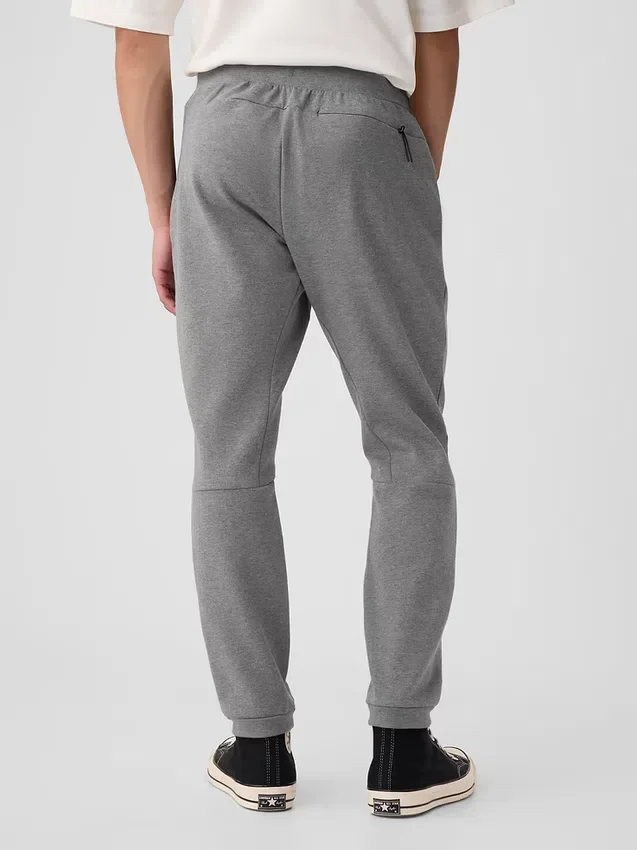 Spodnie dresowe GapFit Tech Slim