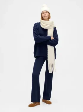 Spodnie sweterkowe typu bootcut z serii CashSoft